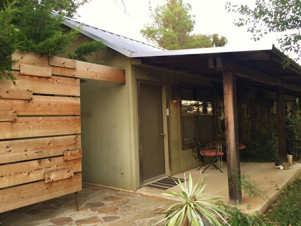 Star Of Texas Bed & Breakfast Brownwood Exterior photo