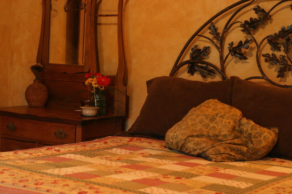 Star Of Texas Bed & Breakfast Brownwood Room photo
